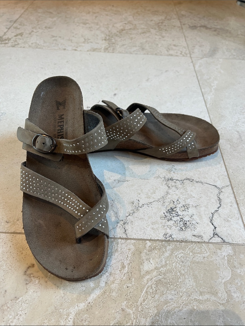 Mephisto ‘Helen Spark’ Taupe Suede Studded Buckle Sandals Sz 37